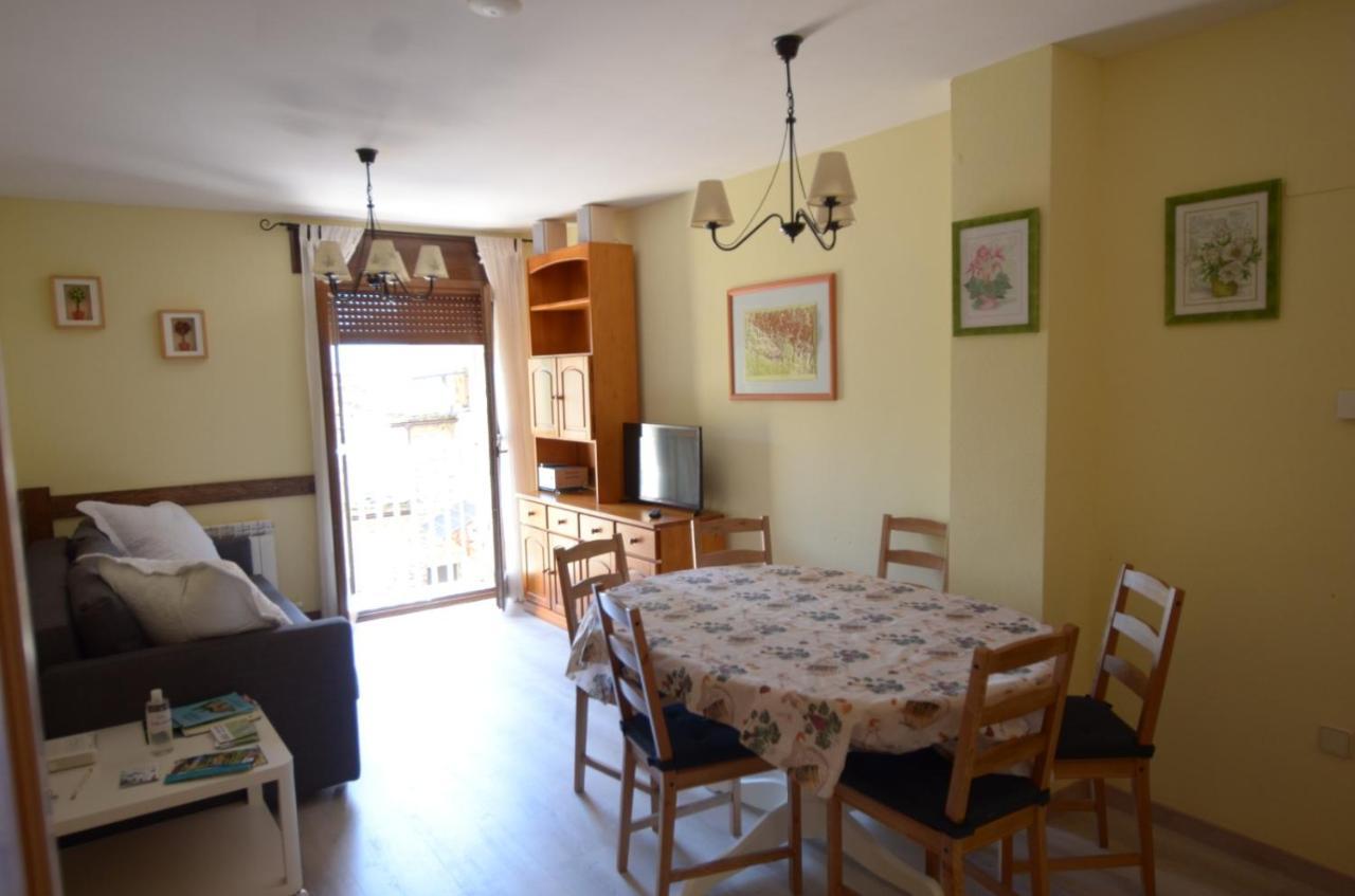 Apartamento Pena Erata Apartment Биескас Екстериор снимка